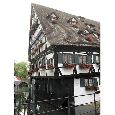 Dom wakacyjny In Haus Kallenberg Herbrechtingen